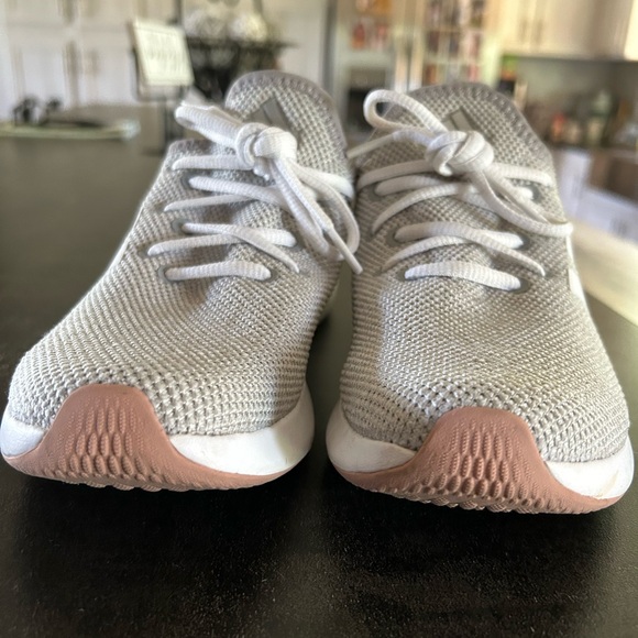 Adidas Cloudfoam - Picture 3 of 8